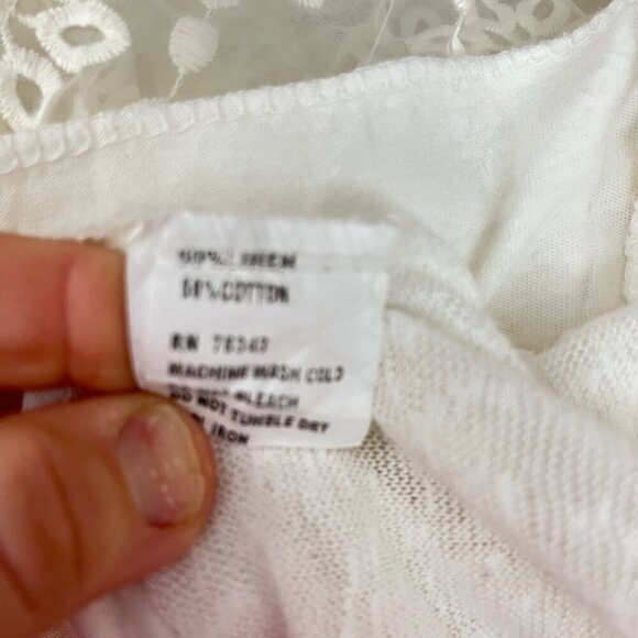 Embroidered Sheer Sleeveless Top By Piazza Roma For Women M White Floral Design - Picture 4 of 6